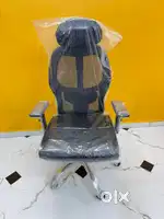 BRAND NEW OFFICE CHAIR.