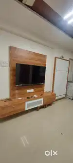 2 BHK,JIVRAJ PARK MAIN ROAD,FURNISHED,POP