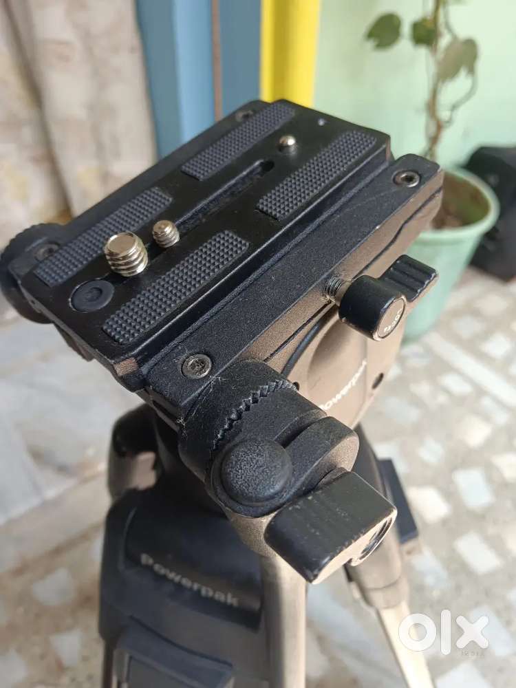 Power pack tripod video& photos.