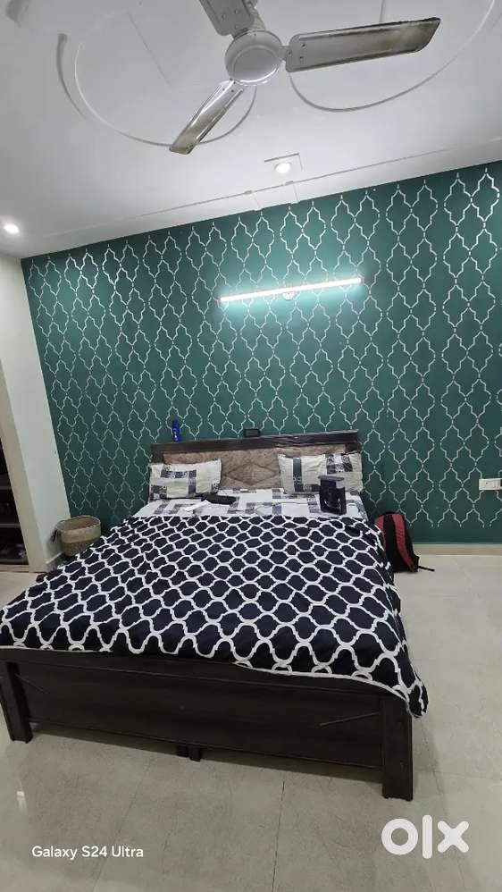 1 yr  matress and bed