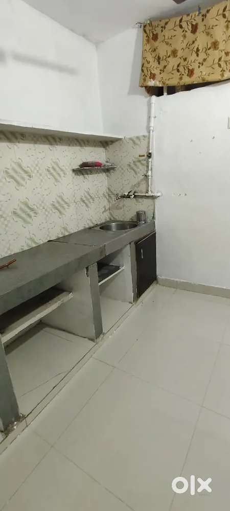 1bed holl kitchen rented nava vadaz