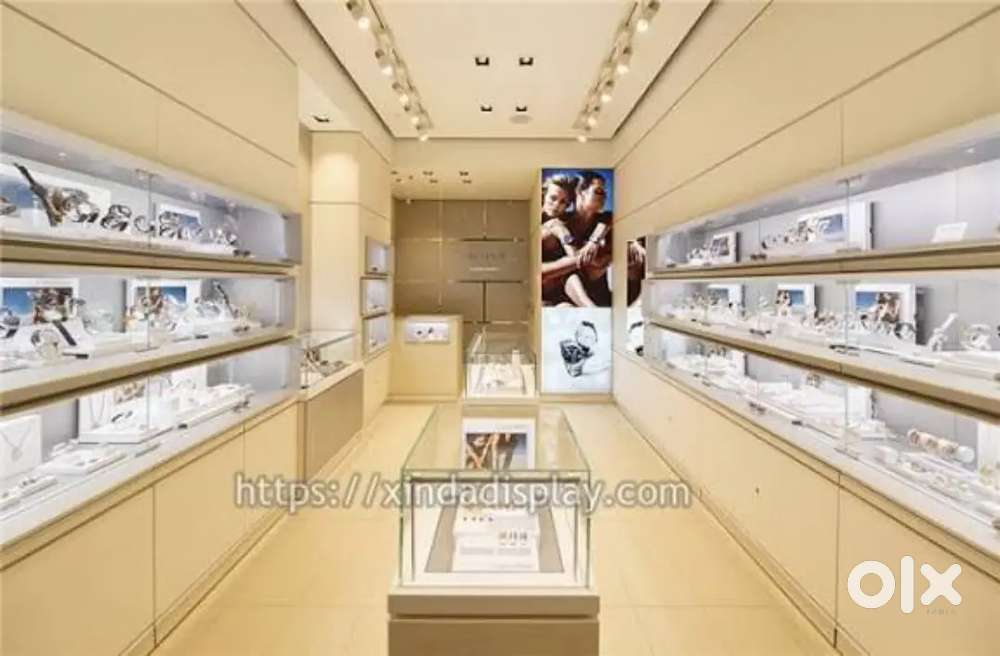 Wanted male/ female showroom staffs with food and accomdation