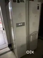 LG side by side Fridge