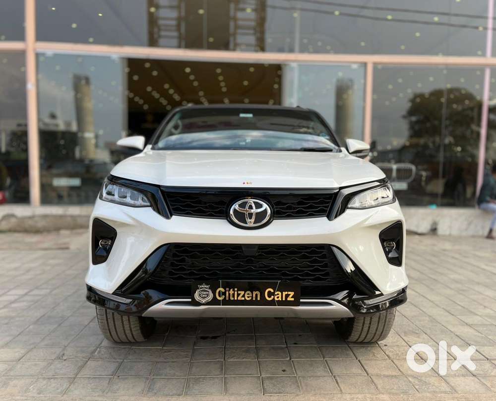 Toyota Fortuner Legender 4X2 AT 2.8, 2022, Diesel