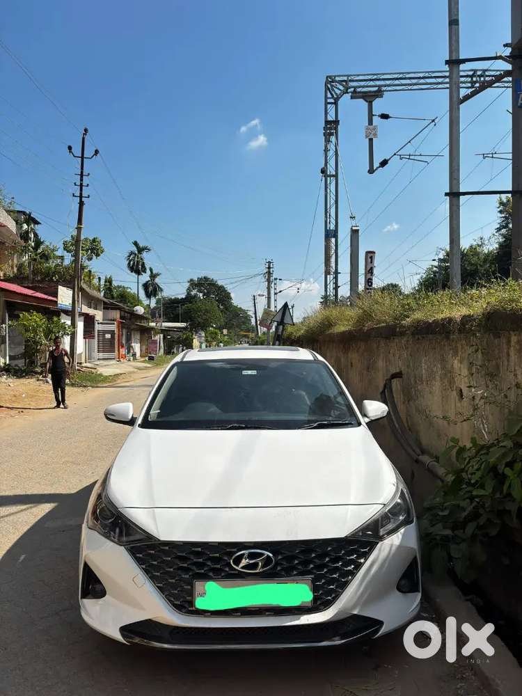 Hyundai New Verna 2022 Petrol Well Maintained
