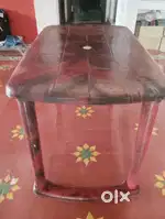 Dismandable dinning table.
