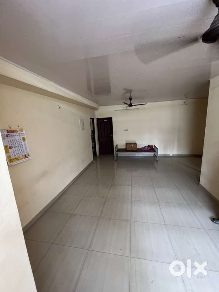 Boys only 3 bhk near kakkanad mavelipuram  10 bachlors