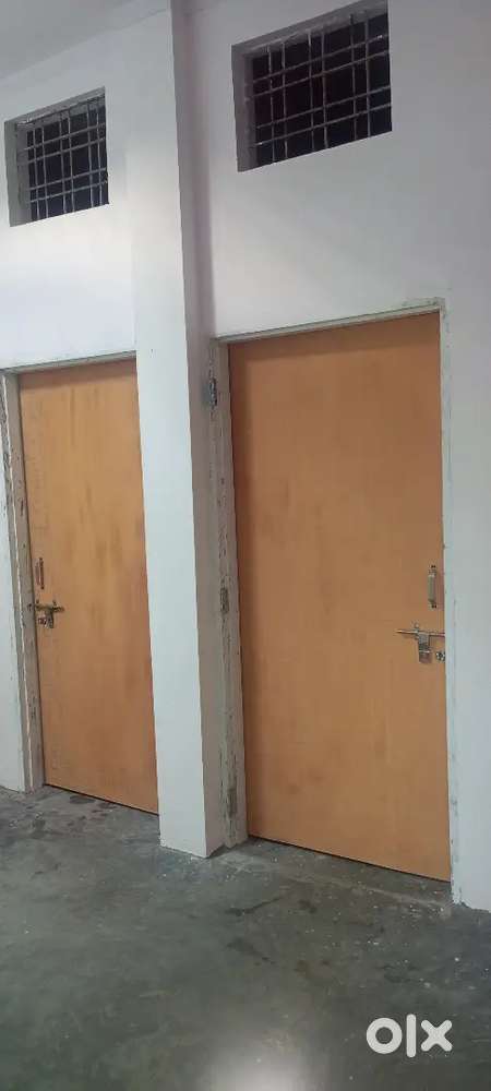 रामानंद कॉलेज के पास रूम रेंट के लिए खाली