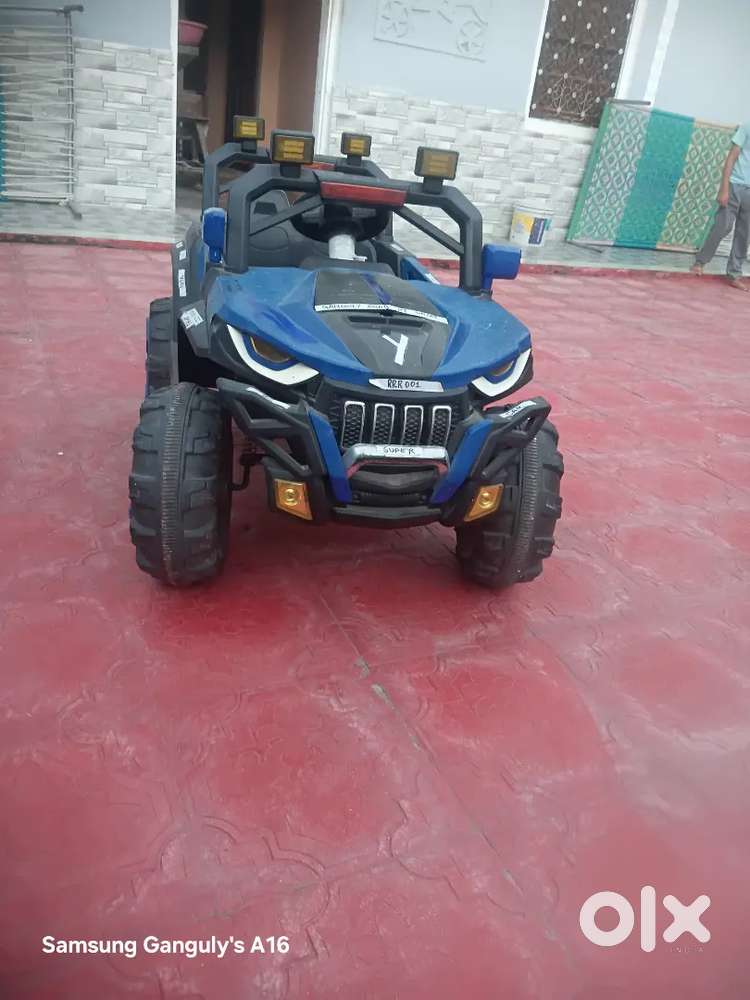 Toy 4×4 Jeep