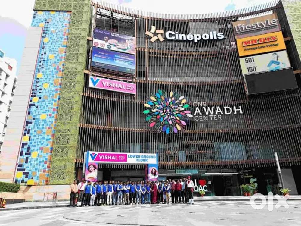 VISHAL MEGA MART Boys And Girls Fresher And Experience Apply Now.