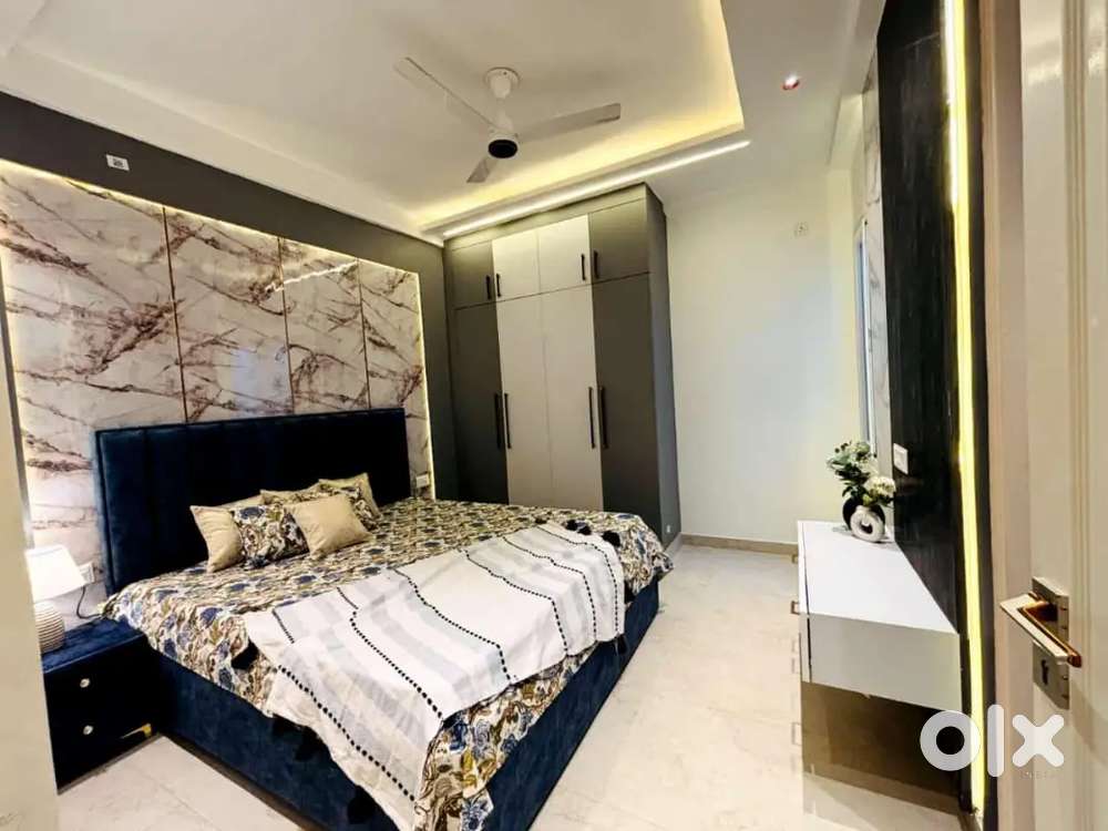 2bhk flats near market bank etc