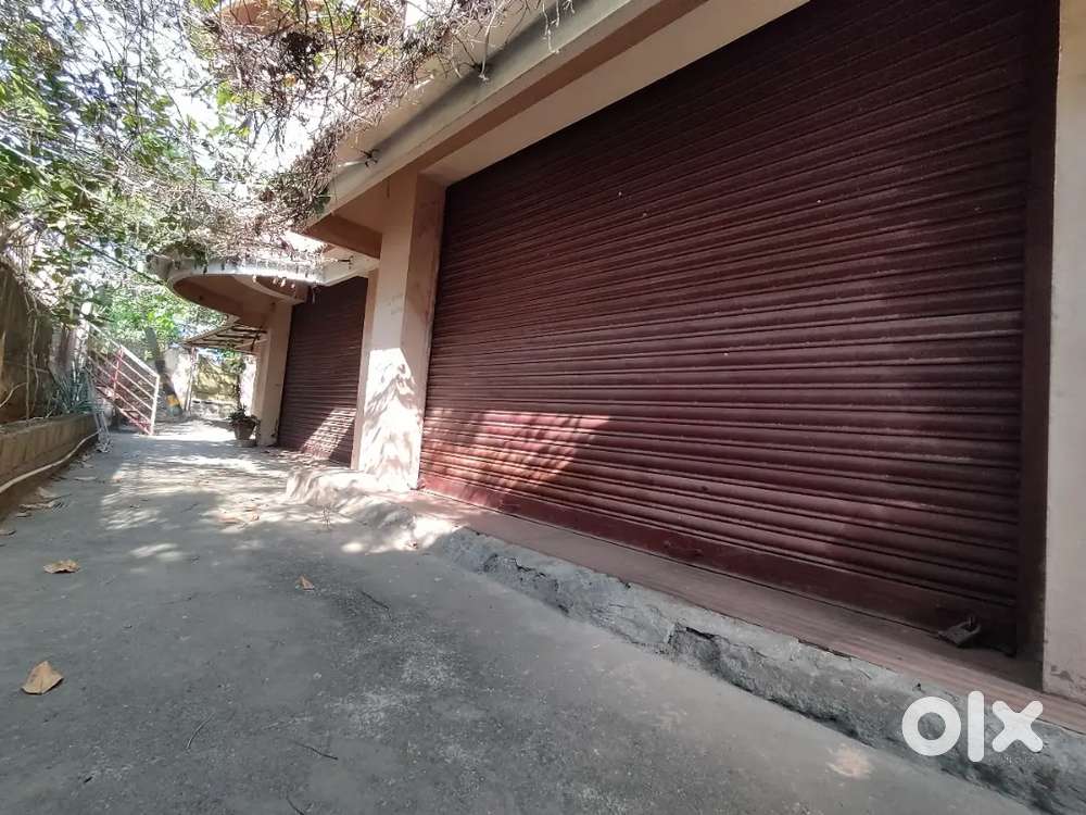 Office or godown space in Palakkad town near Velliyangadi