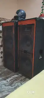 DJ company ke speaker full size new banvaya tha