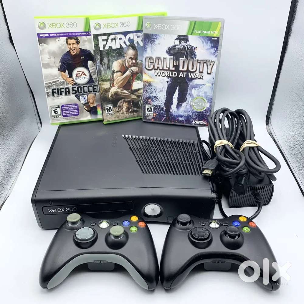 Microsoft Xbox 360 250GB Console Controllers 3 Game Bundle