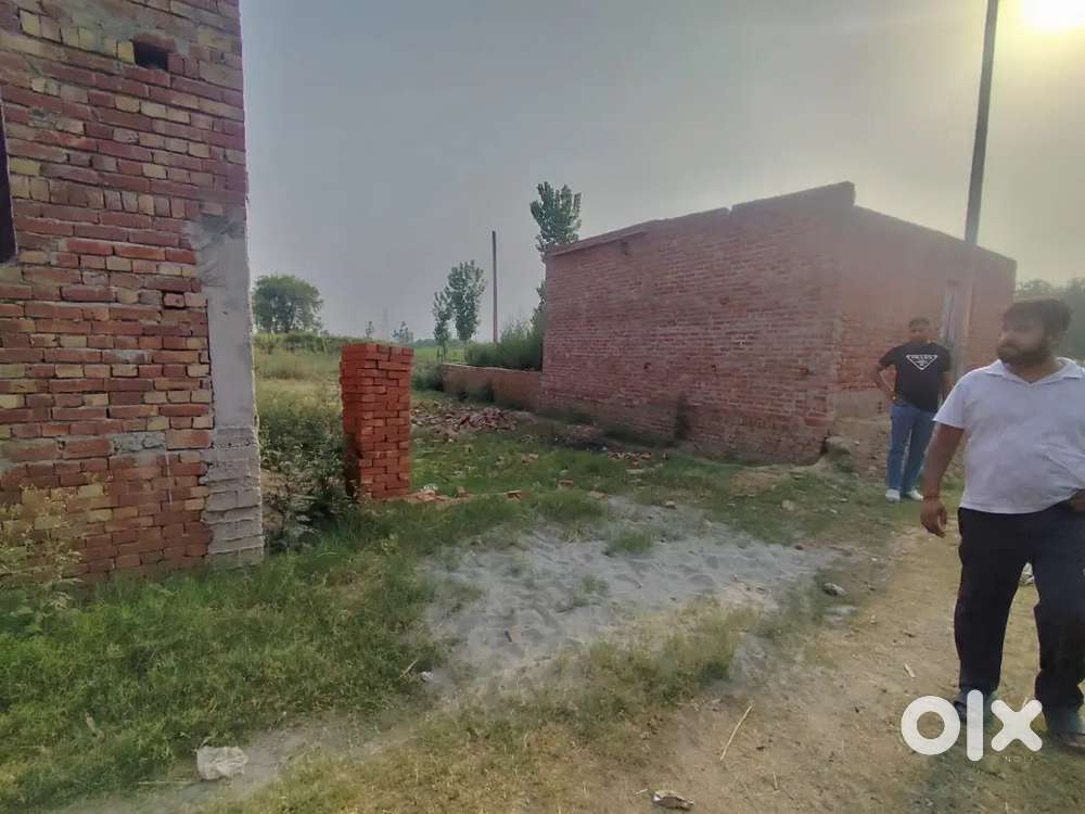 110 gaj plot, Jat mujhera ganv me