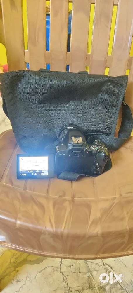 Canon 200D camera rent
