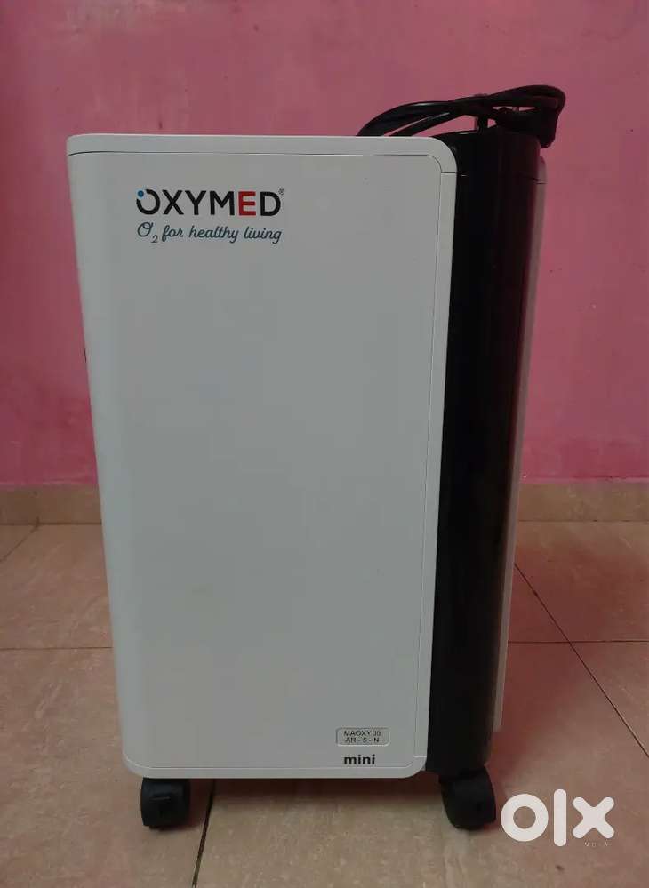 Oxymed Mini (5L) Oxygen Concentrator (1 month old)
