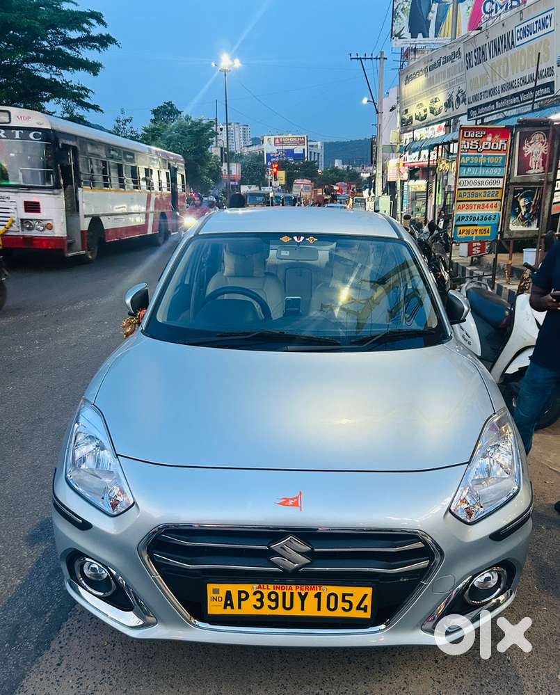 Maruti Suzuki Dzire 2024 Petrol 33000 Km Driven