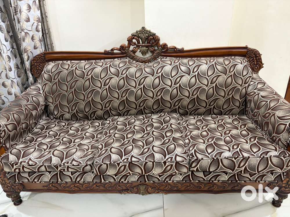 Maharaja Sofa 3+2+2