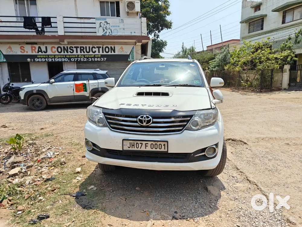 Toyota Fortuner 2011 Diesel Well Maintained
