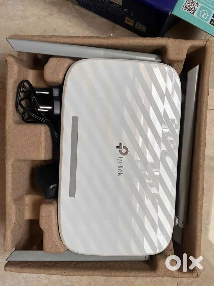 Tp-link AC1200 4 Antennas dual band router