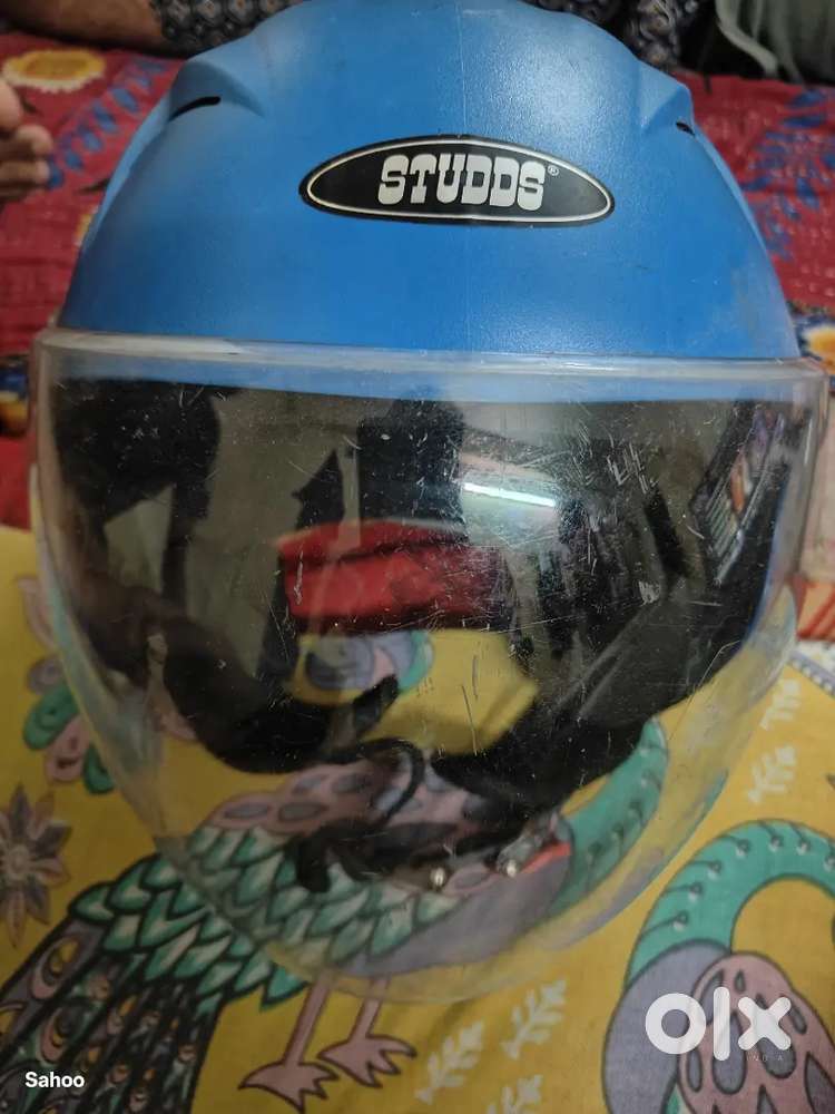 Studds helmet ( CM/L- 9169691 )