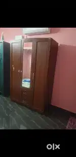 3 door wardrobe (dismantled)