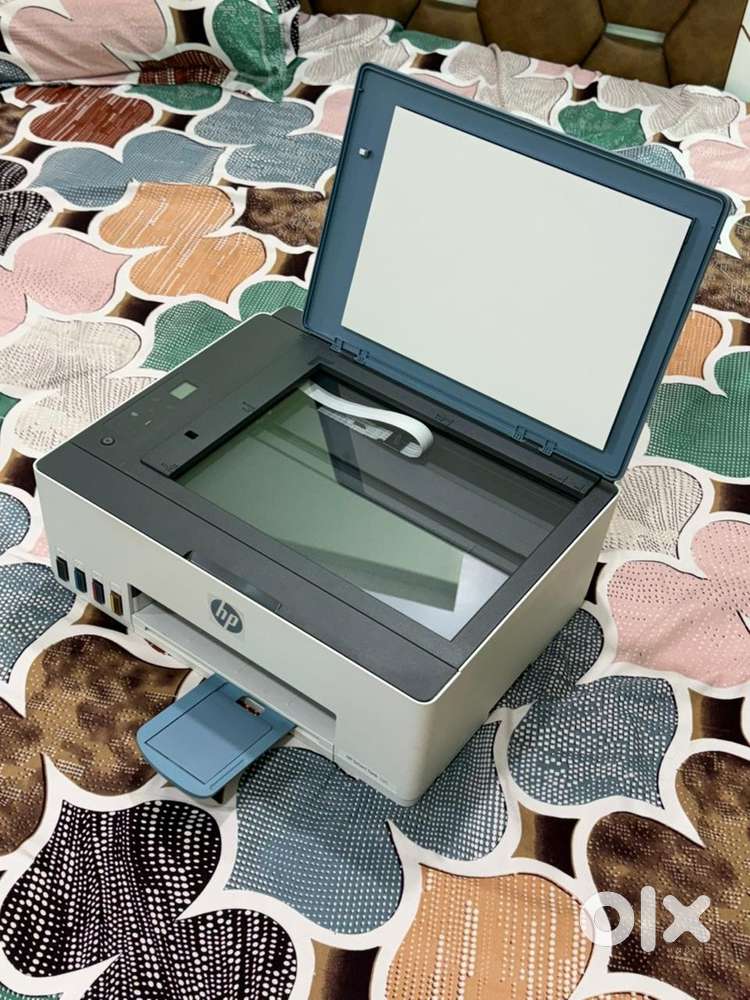 Like New Used only 10 days HP-585 Ink Tank Printer