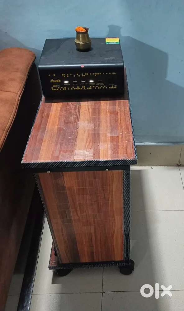 1kva ups with 150ah battery with battery stand excellent condition