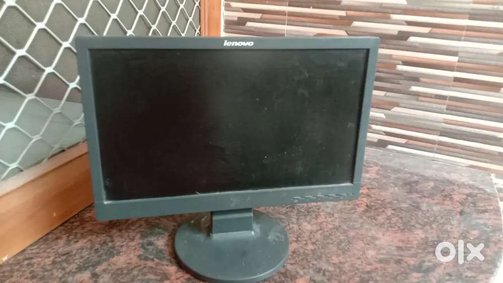 “Complete Dell/Lenovo Desktop PC Set – CPU, Monitor, Keyboard, Mouse