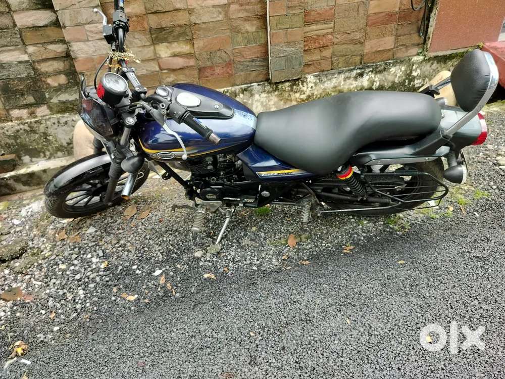 Bajaj avenger 150.  50000rs last