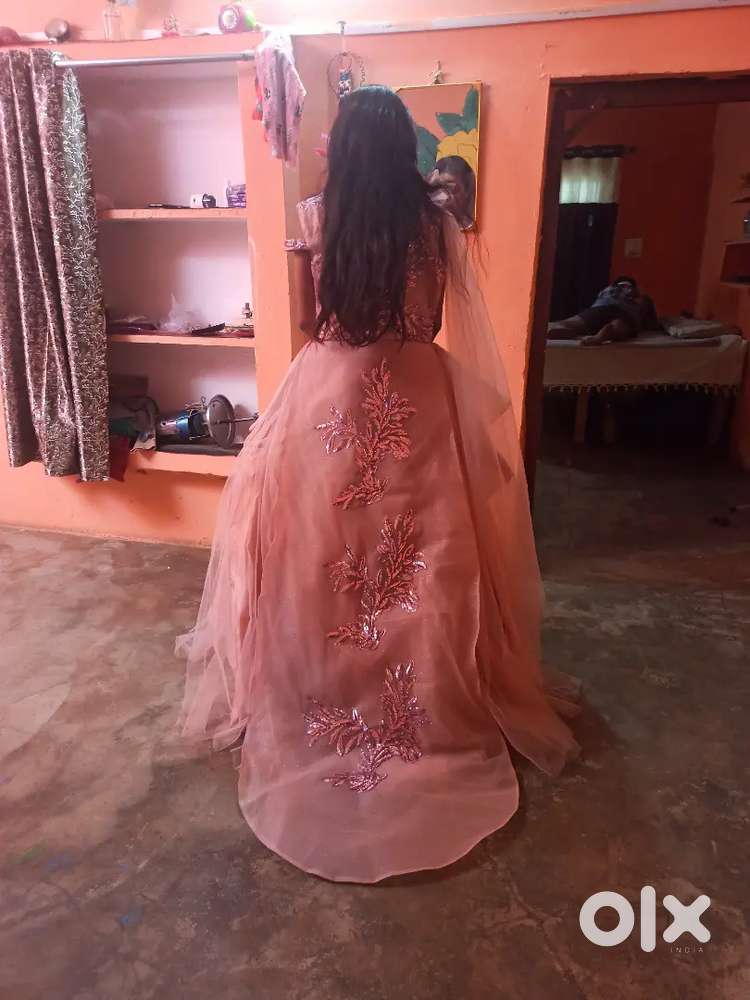 Gown for sell price 3k ( negotiable)