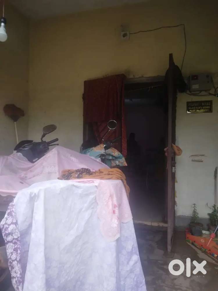 1 bhk,430sqft.dining cum drawing,1 bathroom,1 kitchen