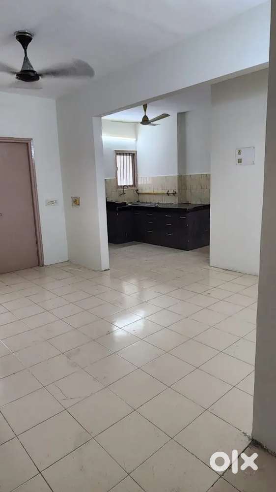 2bhk flat near Vijay sales Piplod