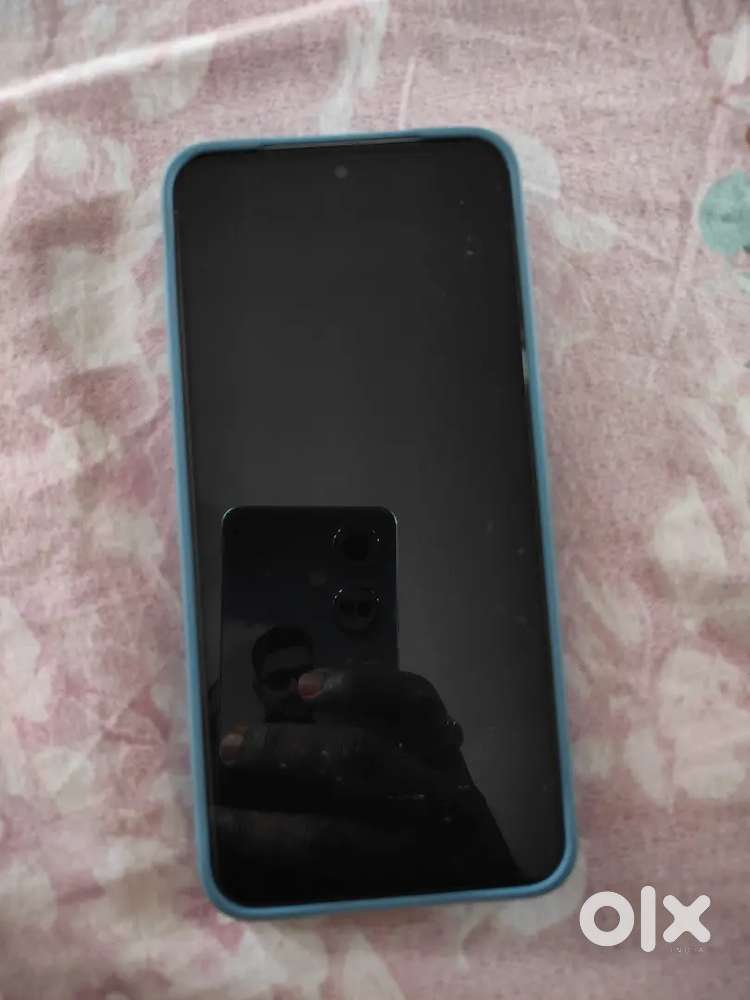 One plus mobile 5G 8gb & 128gb