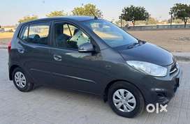 Hyundai i10 [2010-2017] 1.2 Sportz AT, 2011, Petrol