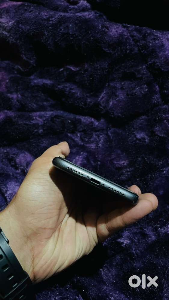 Iphone 11 64gb with box