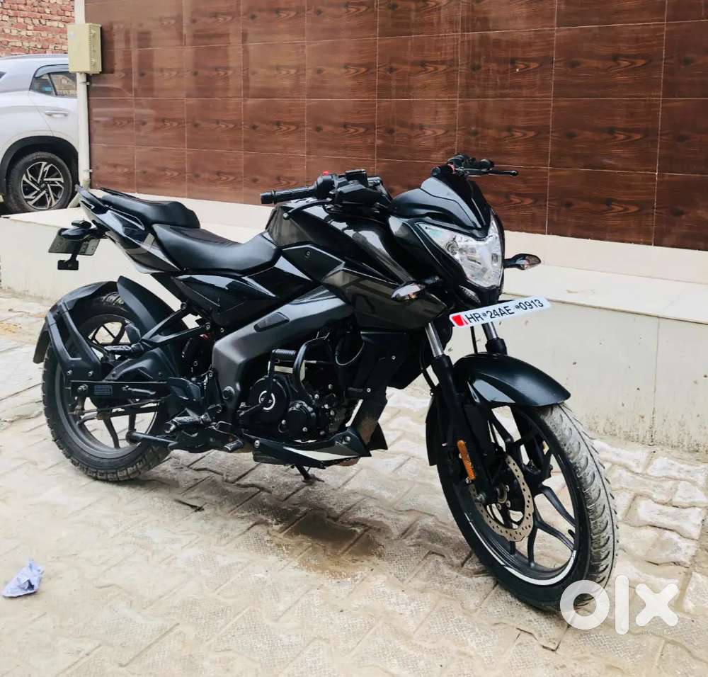 Pulsar NS 125