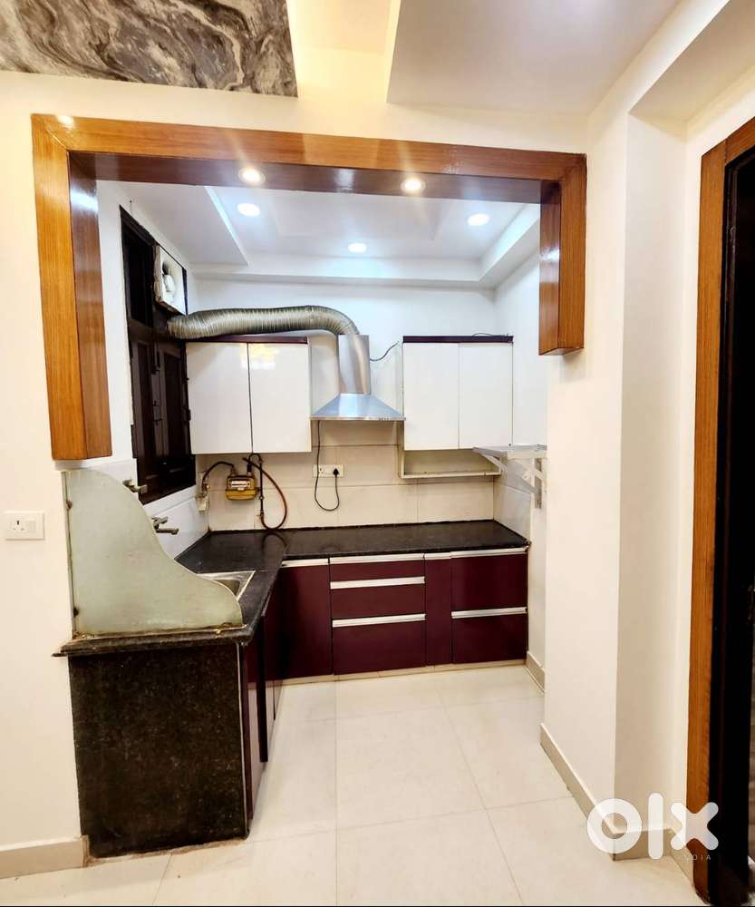 2 BHK Builder flat sale in indrapuram