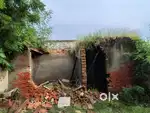 Urgent sale 100 gaz plot