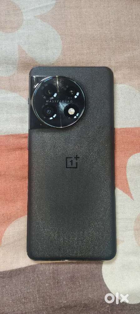One plus 11 5g 256 gb
