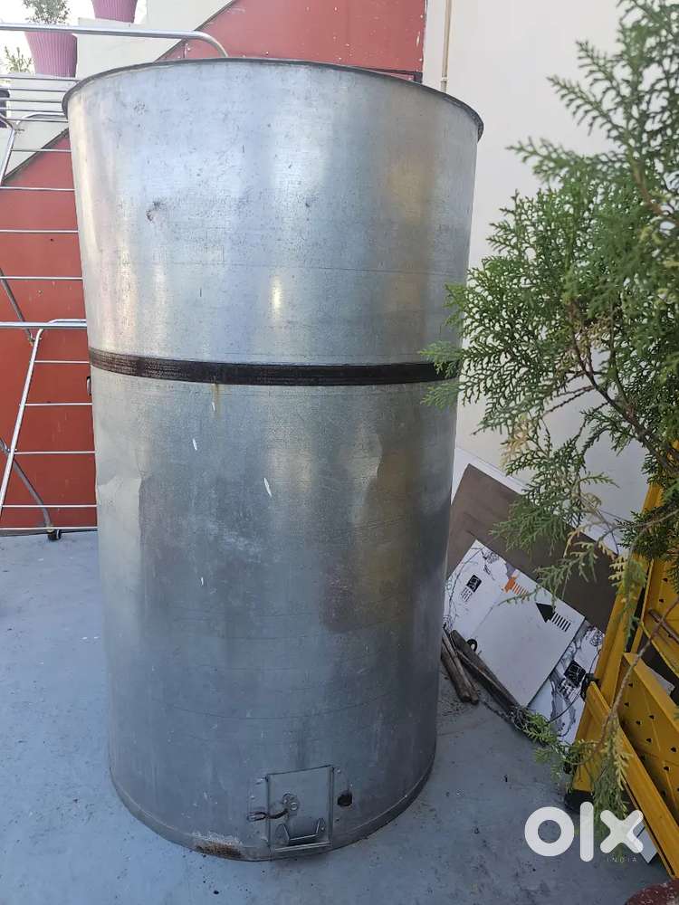 Anaaj container