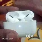 Apple earbuds 1st generation