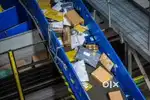 WAREHOUSE BOOKING OUT THE EMPLOYEES
