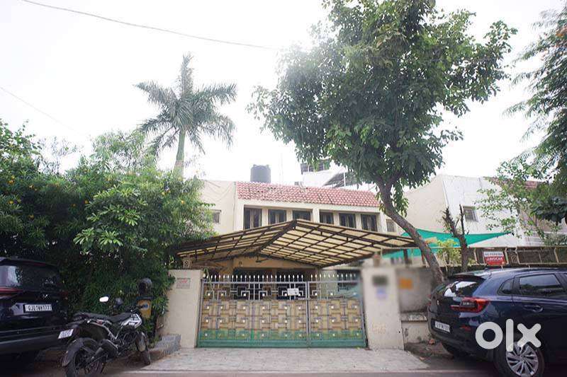 Shyamal Row House	for sale in satellite
