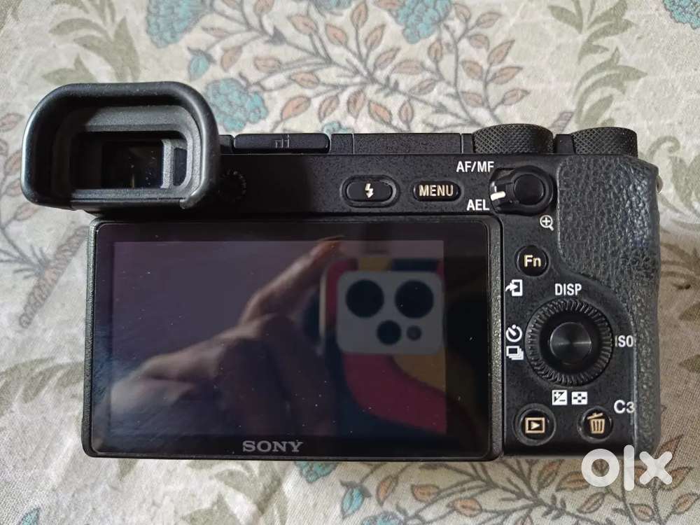 Selling my Sony camera.Need money.