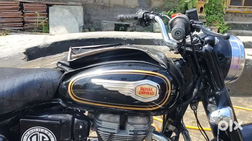 Neat condition, excellent condition,