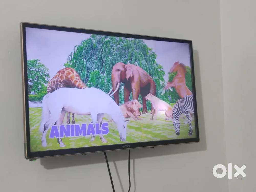 32 inch Mobile connect led or LG Normal led urgent Sale money need4000