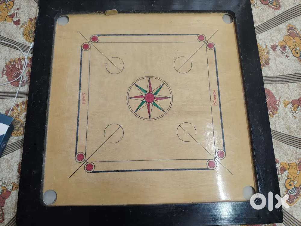 Carrom board for Sale-excellent condition