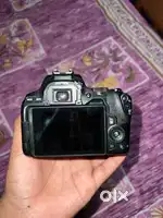 CANON 200D mark2
